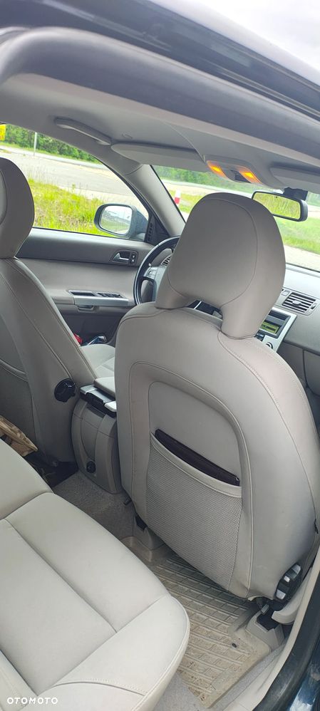 Volvo V50 D3 Kinetic - 10