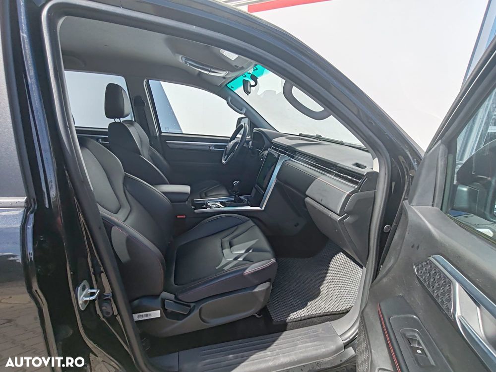 JAC T8 - 7