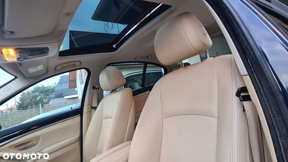 BMW Seria 5 520d Modern Line - 10
