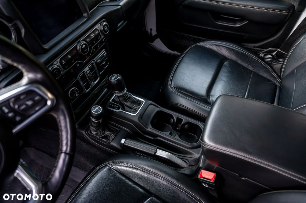 Jeep Wrangler Unlimited GME 2.0 Turbo Sahara - 26