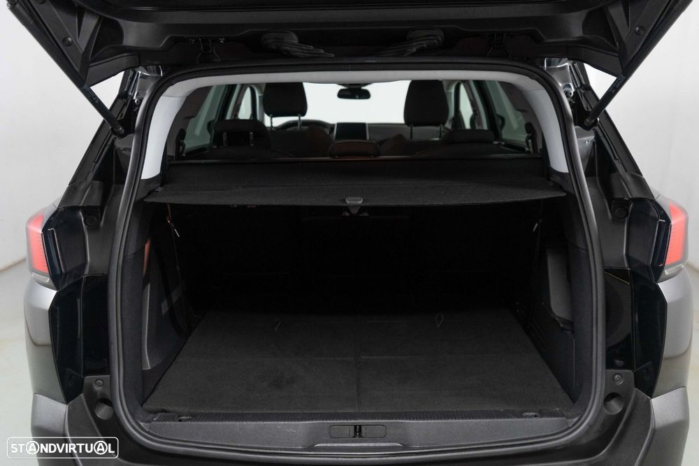 Peugeot 5008 1.2 PureTech Allure EAT6 - 24