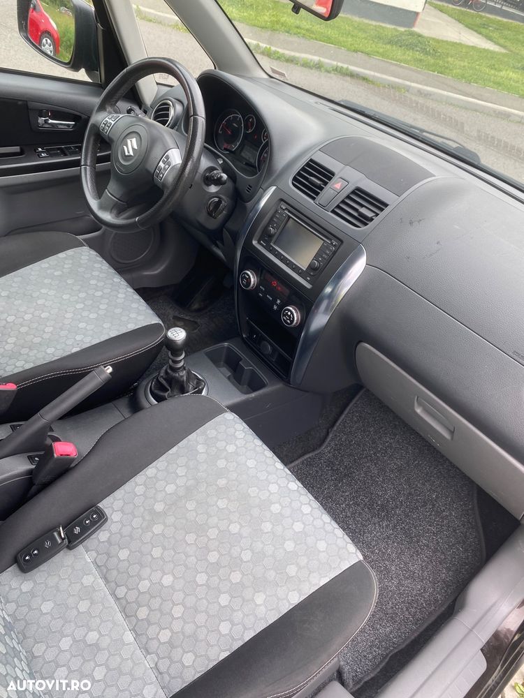 Suzuki SX4 2.0 DDIS 4x4 Style - 7