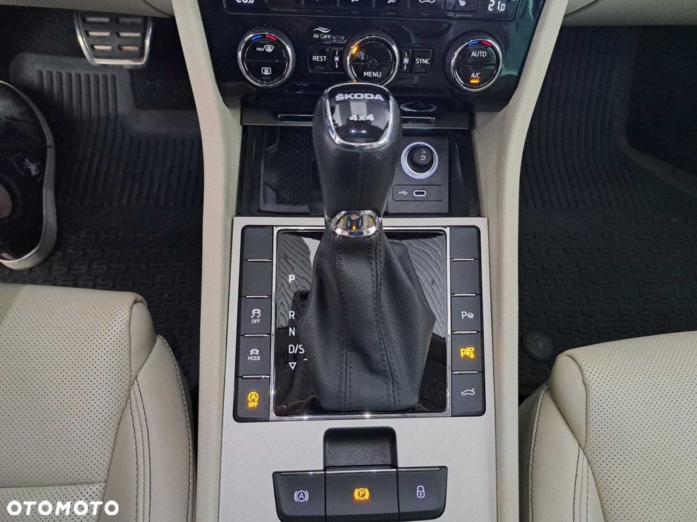 Skoda Superb - 38