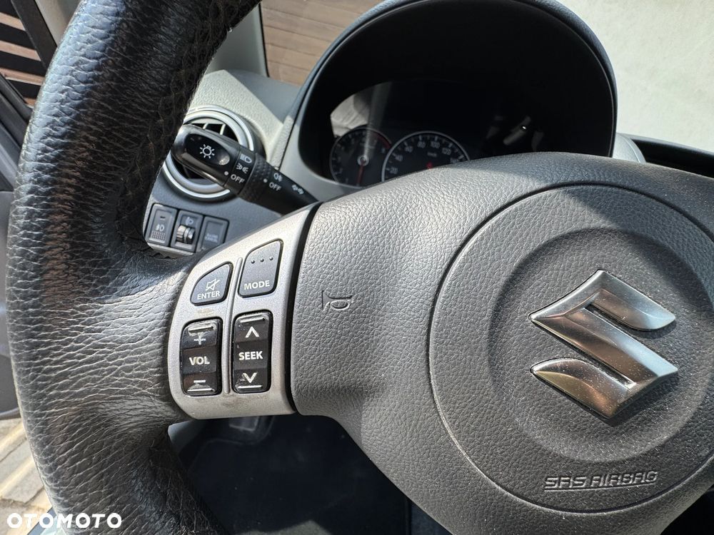 Suzuki SX4 1.6 VVT 4x4 Comfort - 22