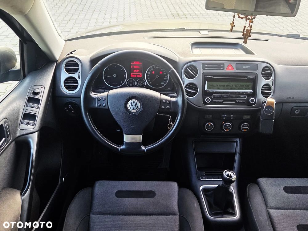 Volkswagen Tiguan 2.0 TDI DPF 4Motion Sport & Style - 10