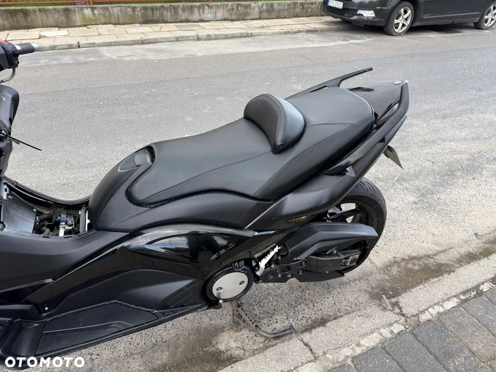 Yamaha Tmax - 22