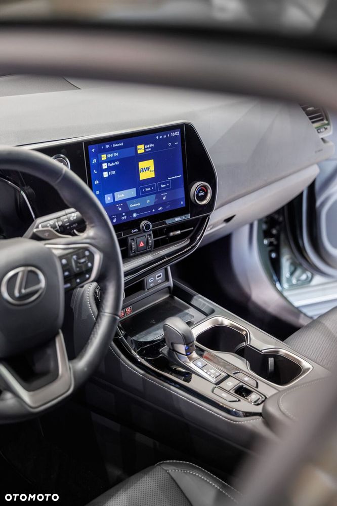 Lexus NX 350h Prestige 2WD - 36