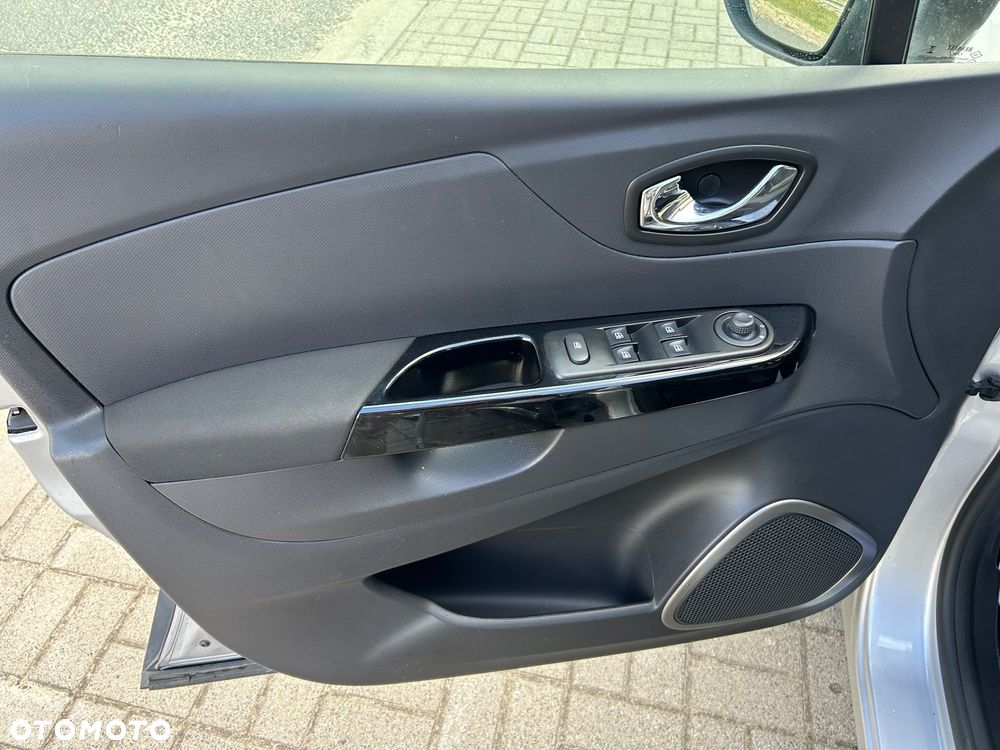 Renault Captur - 13