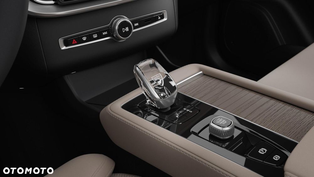 Volvo XC 90 T8 AWD Plug-In Hybrid Plus Bright 7os - 11
