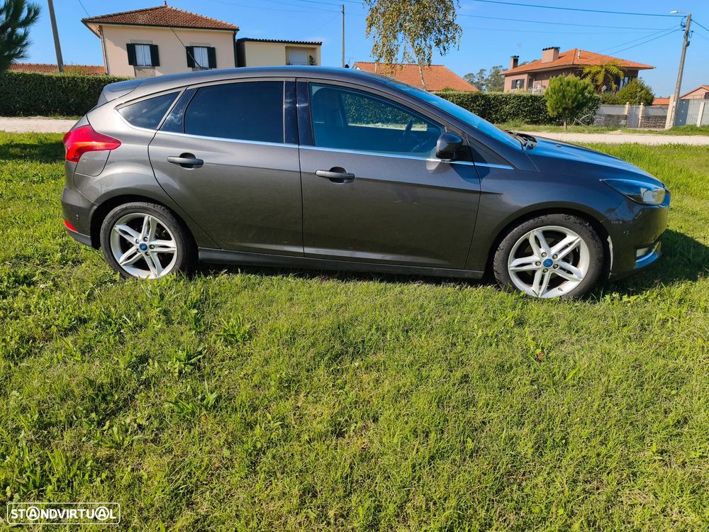 Ford Focus - 3