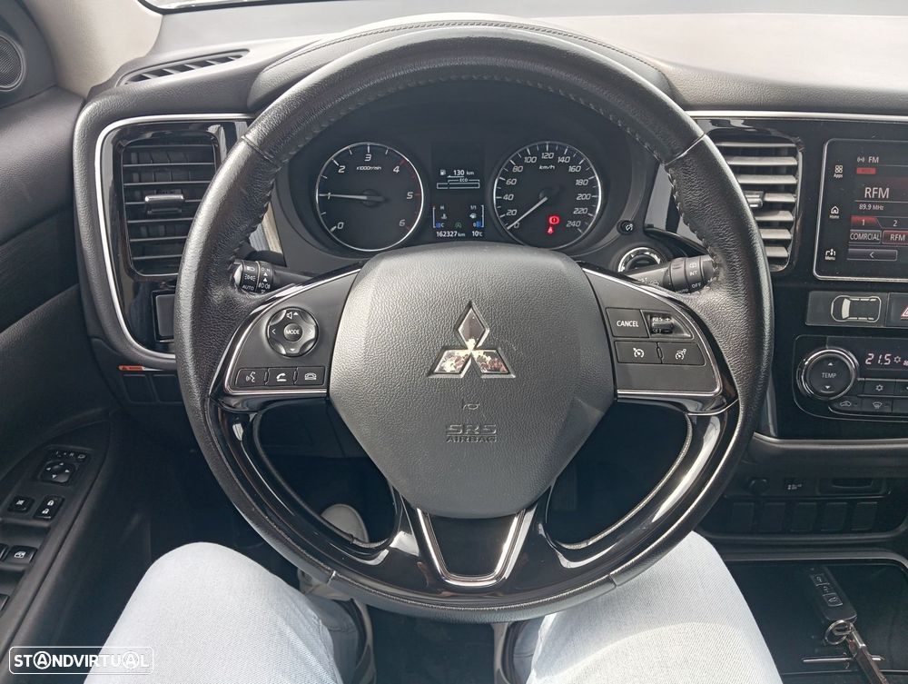 Mitsubishi Outlander 2.2 DI-D Intense - 9