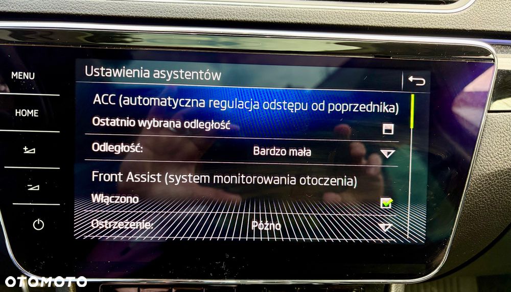 Skoda Superb 2.0 TSI 4x4 L&K DSG - 25