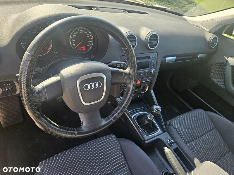 Audi A3 Sportback - 13