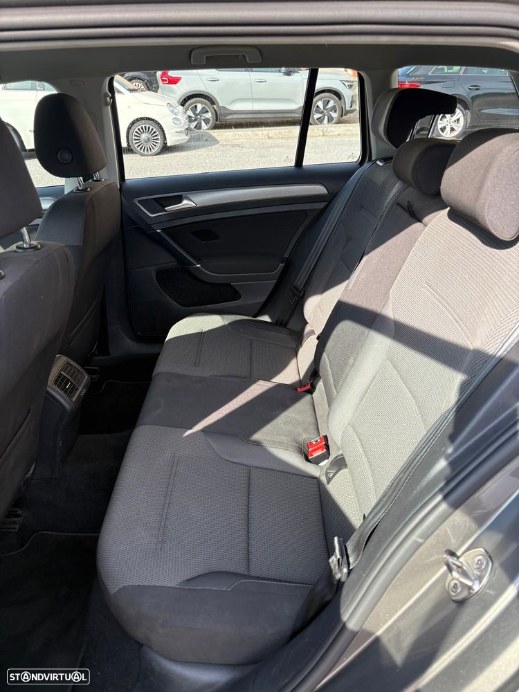 VW Golf Variant 1.6 TDi GPS Edition - 8