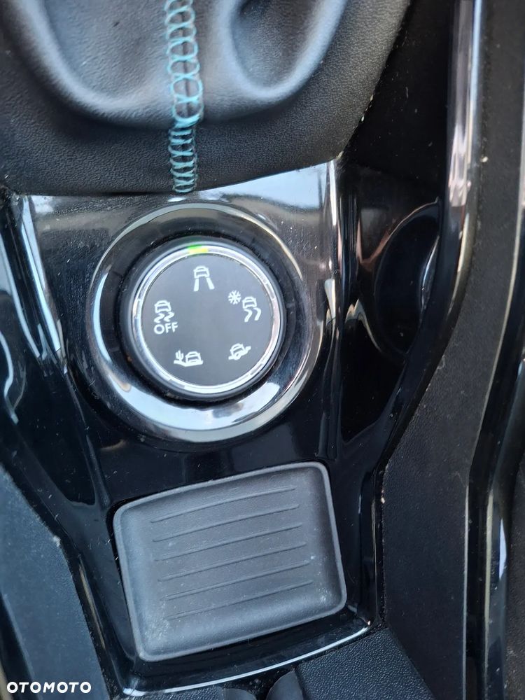 Peugeot 2008 1.5 BlueHDi Crossway - 23