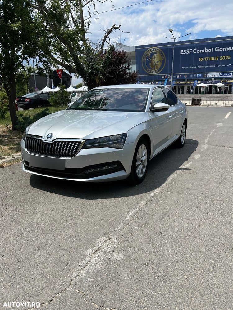 Skoda Superb 2.0 TDI DSG Ambition - 2