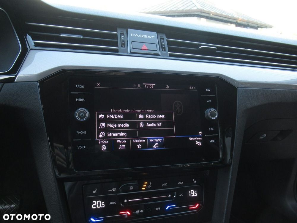 Volkswagen Passat 1.5 TSI EVO Business - 34