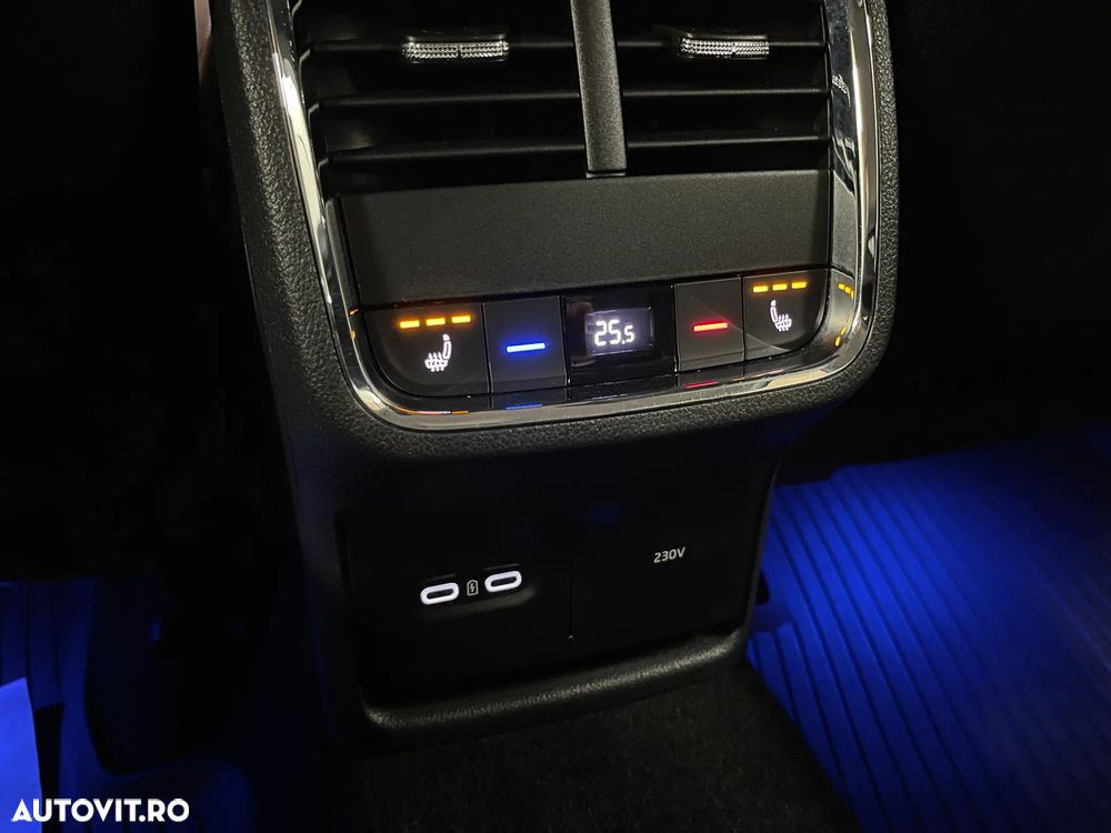 Skoda Octavia 2.0 TDI DSG Style - 24