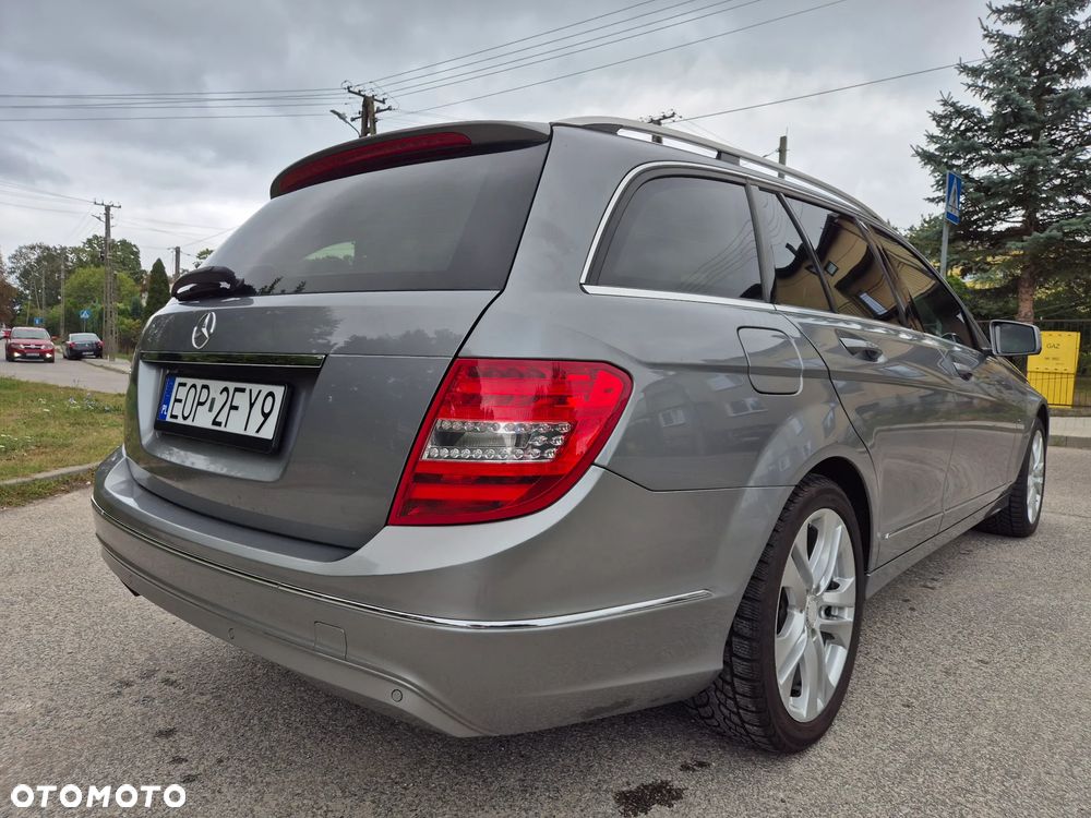 Mercedes-Benz Klasa C 180 BlueEFFICIENCY Avantgarde - 17