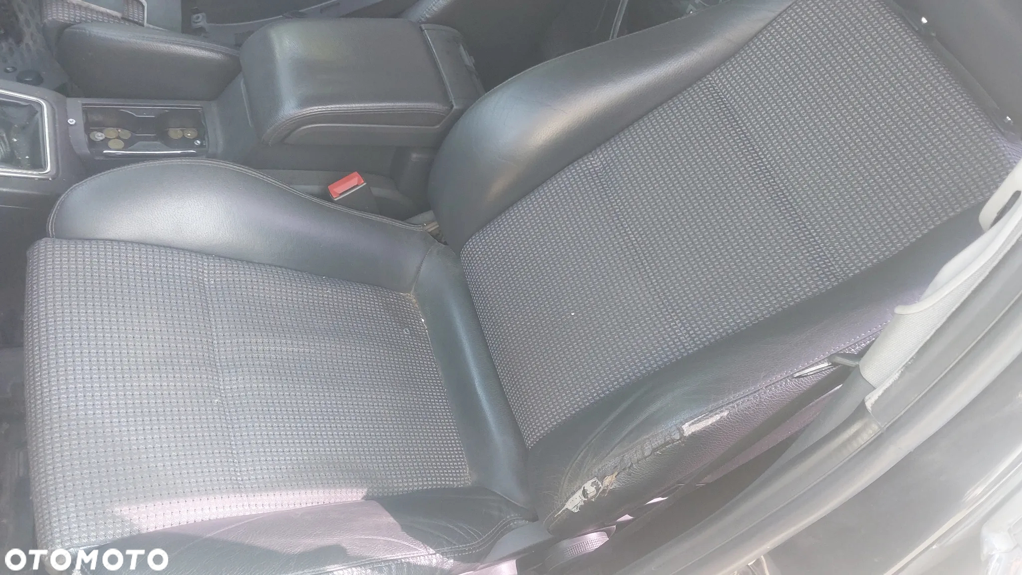 Fotele fotel kanapa boczki podłokietnik półskóra Opel Vectra C GTS - 4