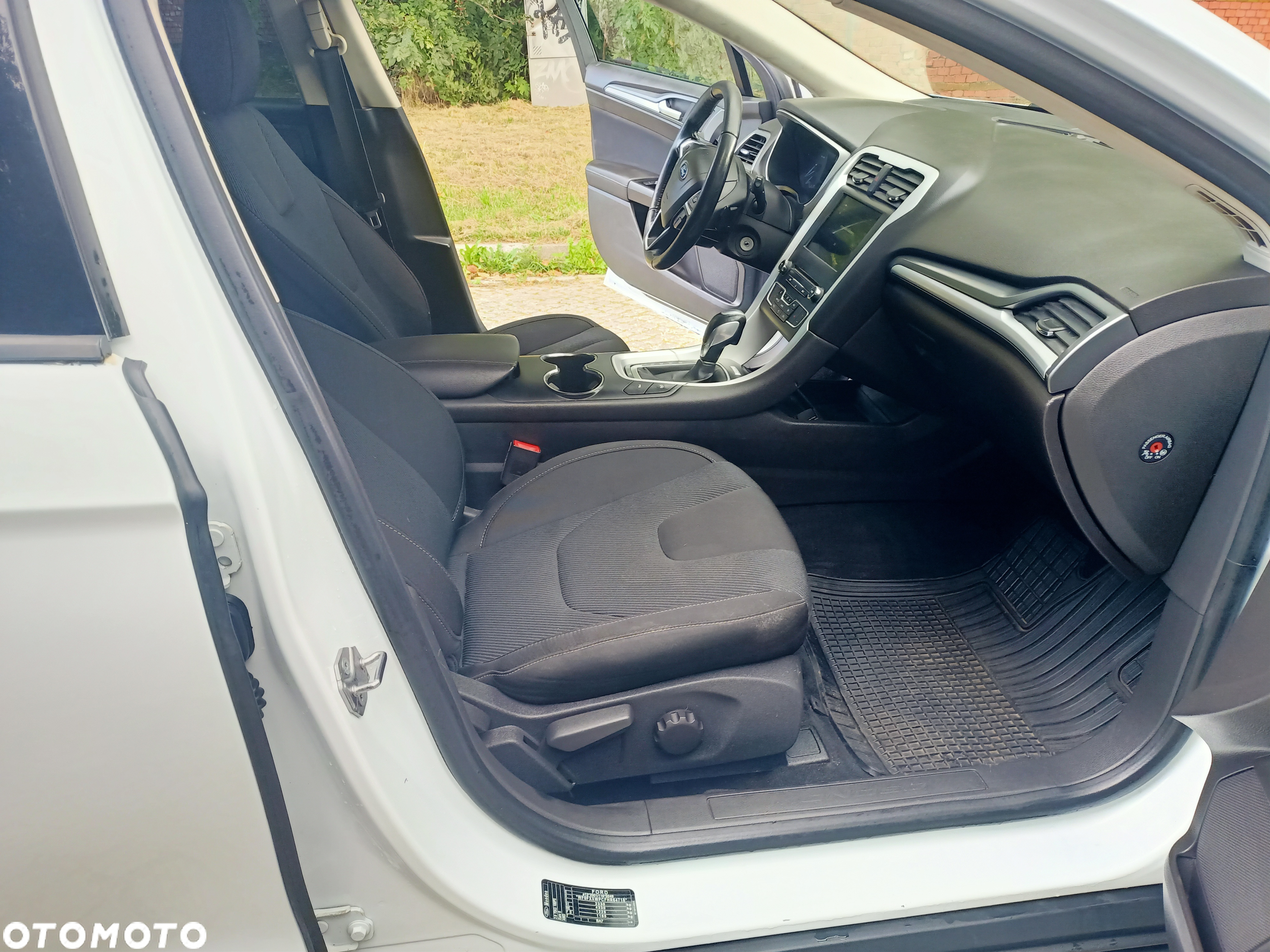 Ford Mondeo - 19