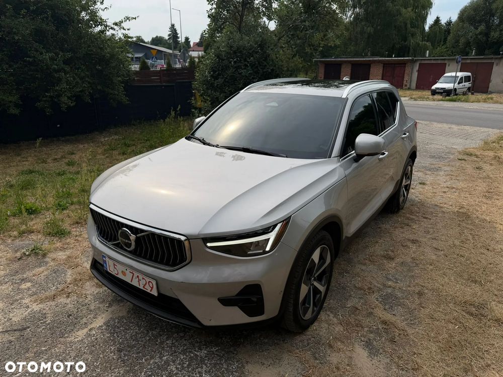 Volvo XC 40 B5 AWD Ultimate Dark - 4