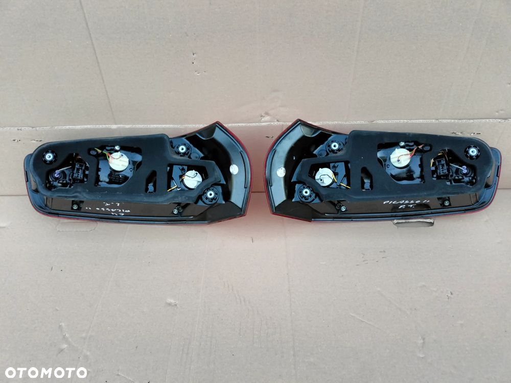 CITROEN C4 II PICASSO LAMPA PRAWA LEWA TYŁ - 4