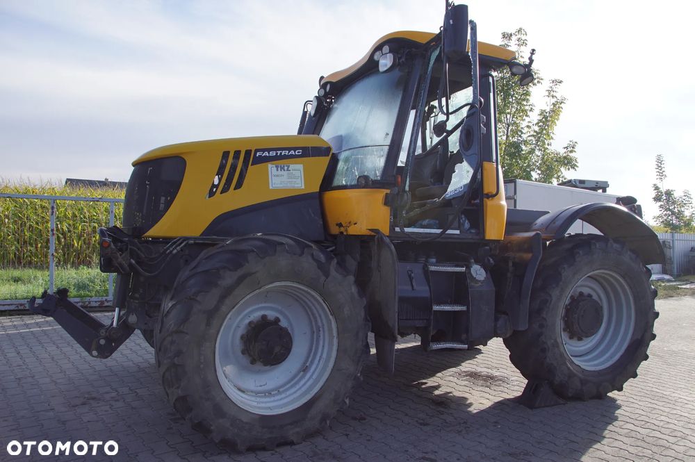 Jcb Fastrac 3230 2012 264km cumins na części masak silnik skrzynia zwolnica most dźwignia przełącznik kabina drzwi maska komputer licznik - 7