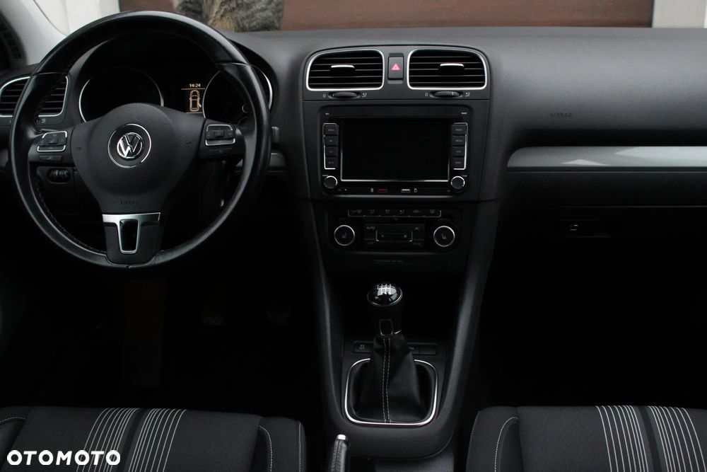 Volkswagen Golf 1.2 TSI BlueMotion Technology MATCH - 8