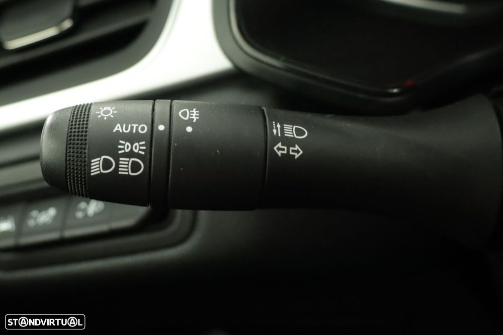 Renault Captur 1.0 TCe Techno Bi-Fuel - 17