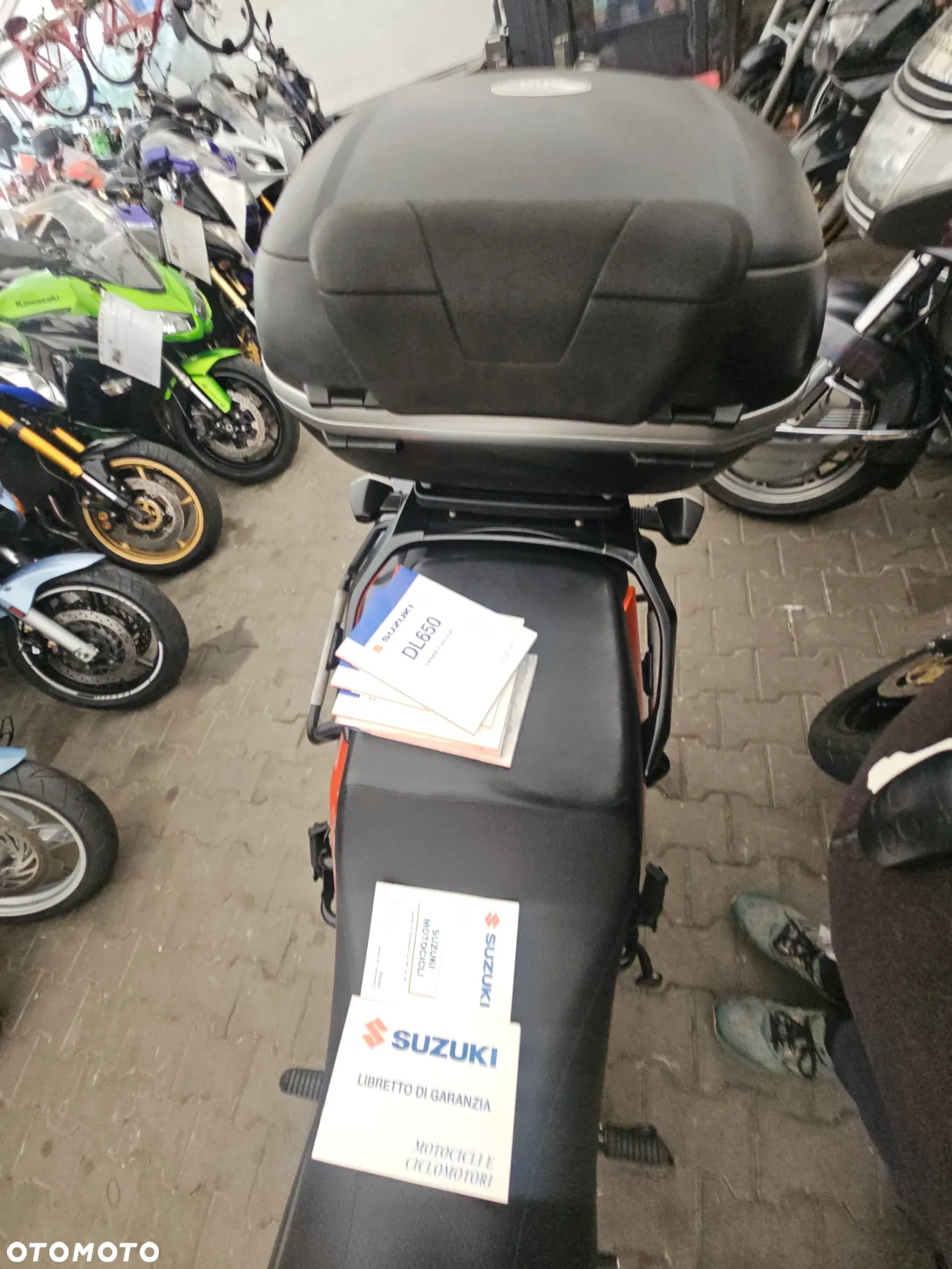 Suzuki DL - 15