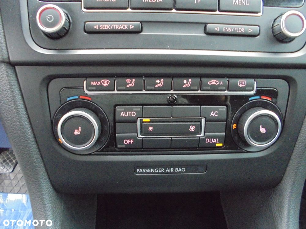 Volkswagen Golf 1.6 TDI DPF Comfortline - 20