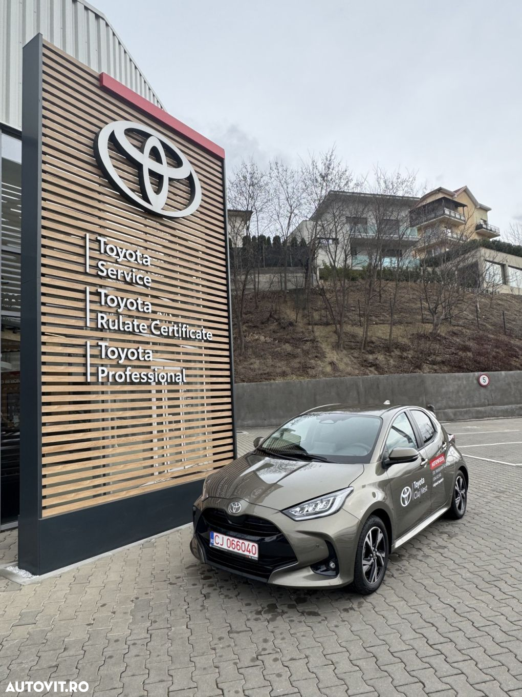 Toyota Yaris - 5