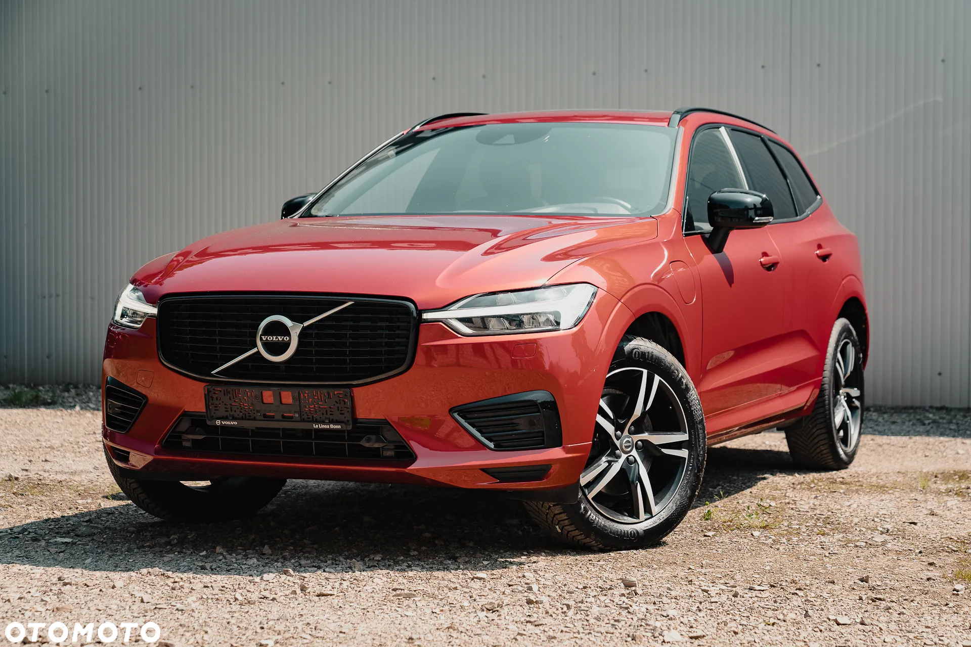 Volvo XC 60 T6 AWD Plug-In Hybrid R-Design - 12