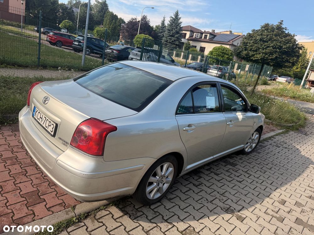 Toyota Avensis 2.0 D-4D Sol - 6