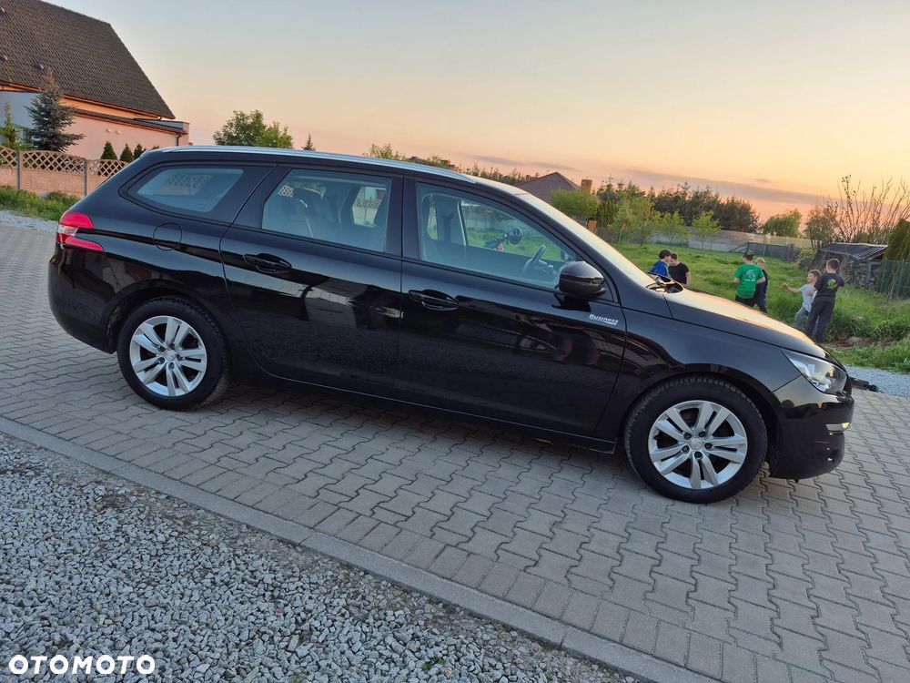 Peugeot 308 1.6 BlueHDi Business Line S&S - 11