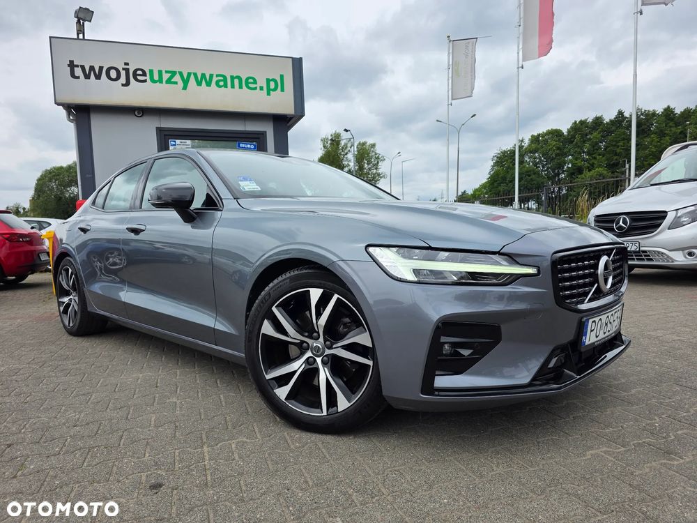 Volvo S60 B4 B R-Design - 5
