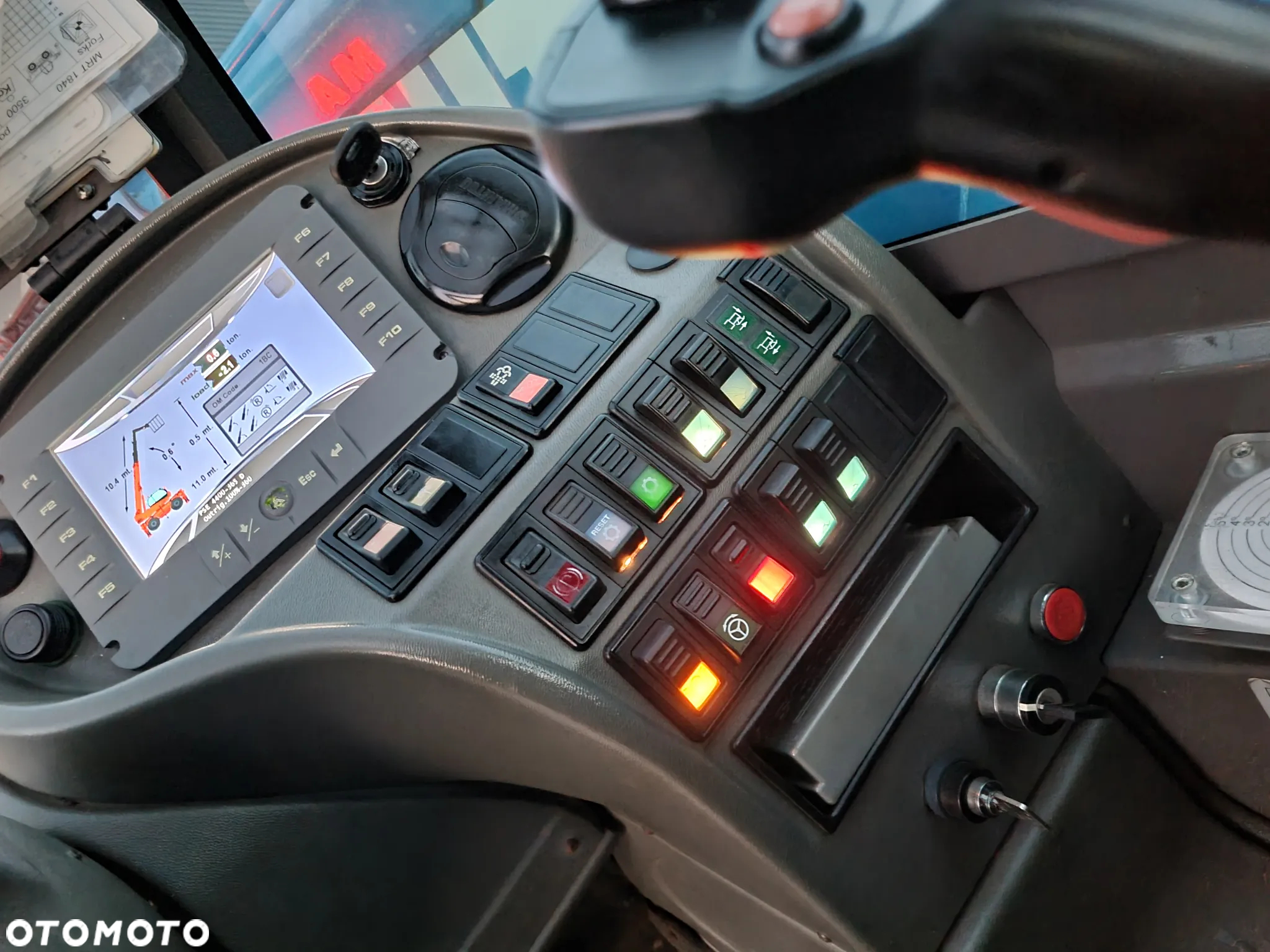 Manitou Ładowarka teleskopowa 18 metrów MRT1840 EASY-ST3B Kosz (Pilot 2 funkcje) Wciągarka Łyżka Widły z Norwegii Jak Nowa 2015r 4100mtg - 15