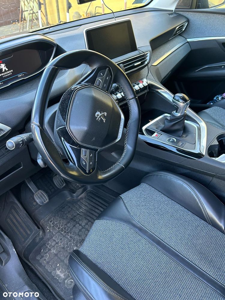 Peugeot 3008 - 9