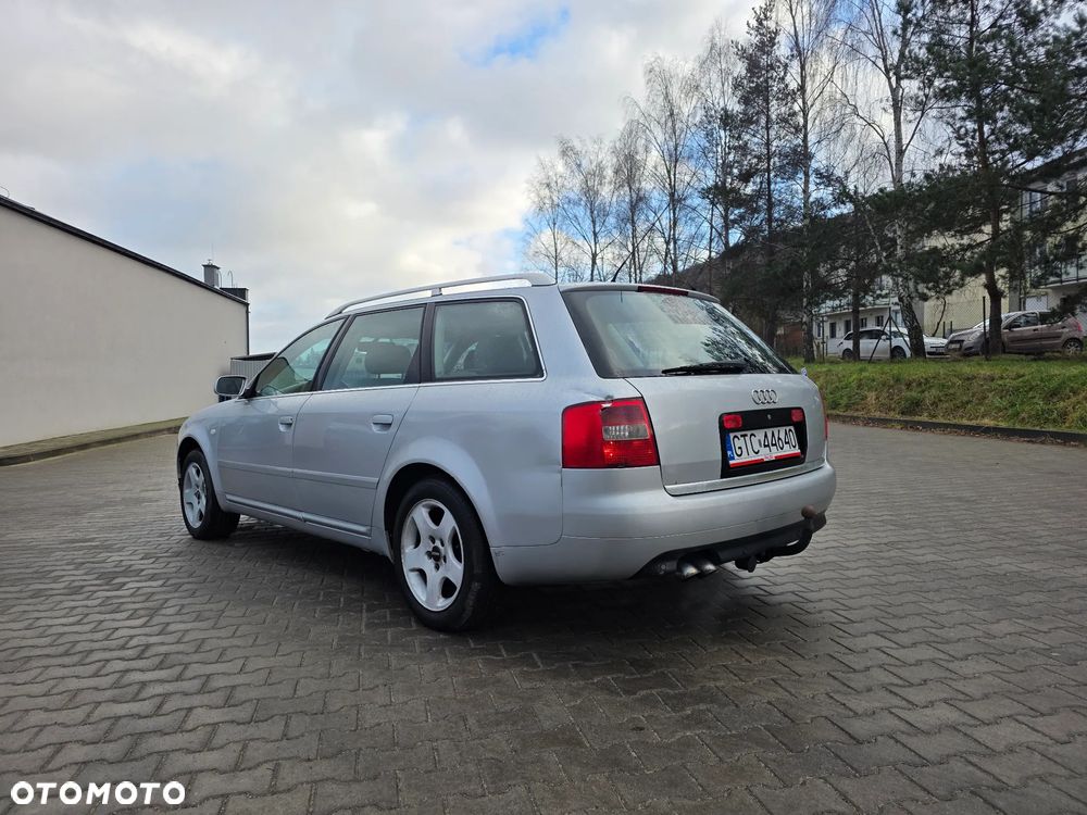 Audi A6 Avant - 4
