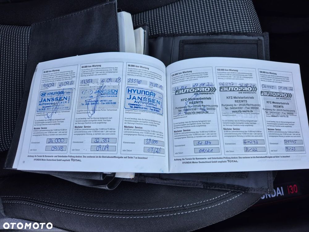 Hyundai i30 blue 1.4 Classic Navigation - 9