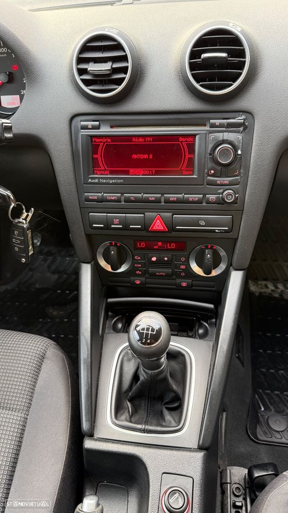 Audi A3 Sportback 1.9 TDi Ambiente - 16