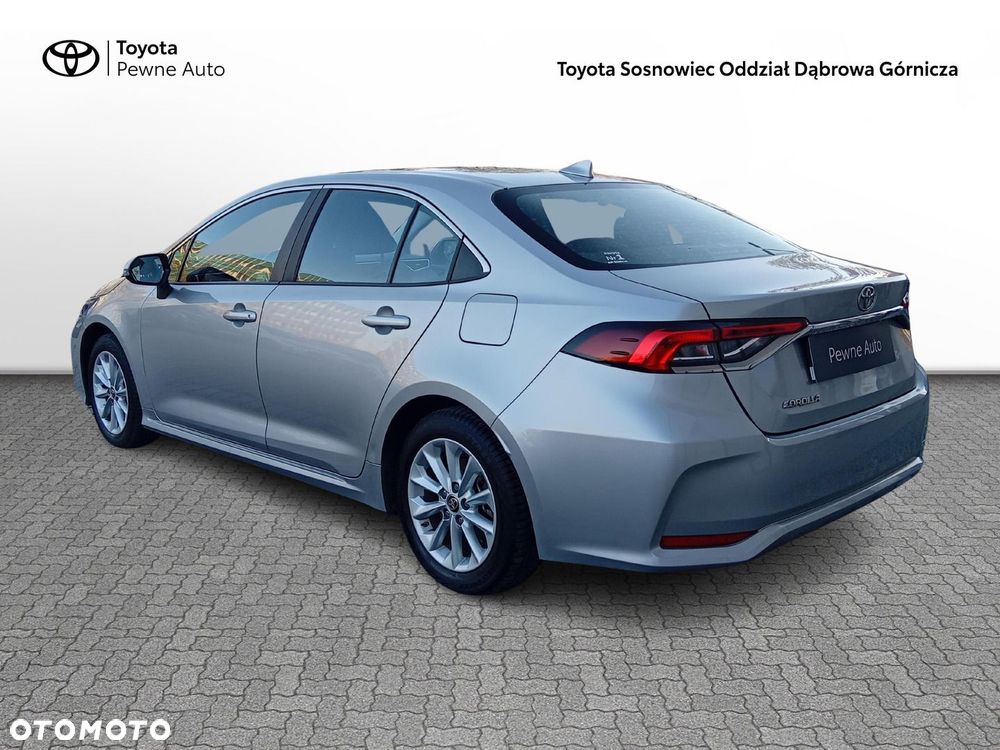 Toyota Corolla - 5
