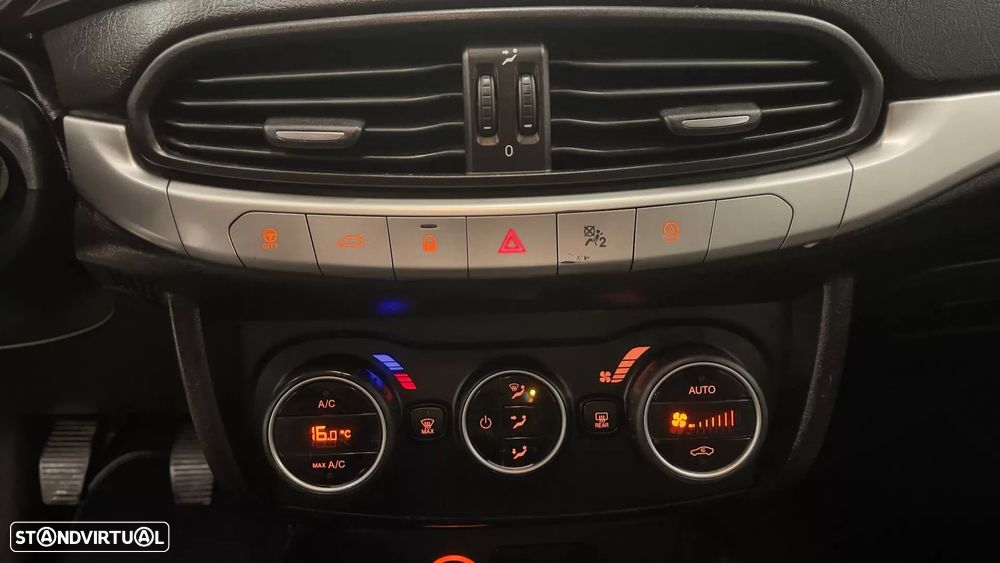 Fiat Tipo 1.3 M-Jet Easy J17 - 27