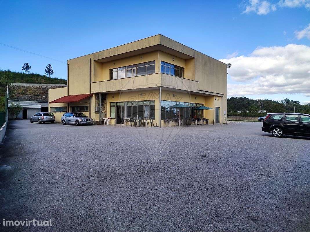 Prédio  para arrendamento - Grande imagem: 5/50