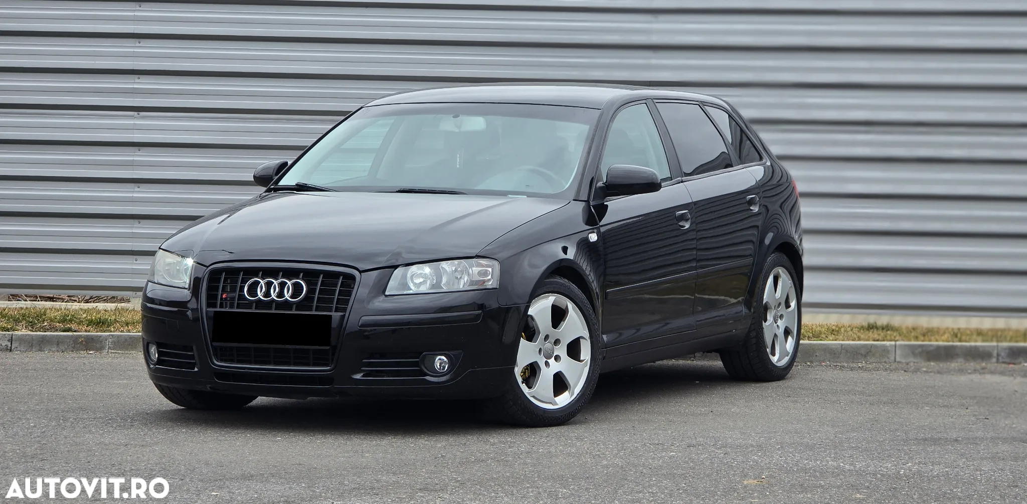 Audi A3 Sportback 2.0 TDI quattro Ambiente - 2