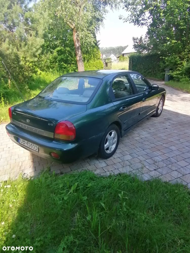 Hyundai Sonica - 1