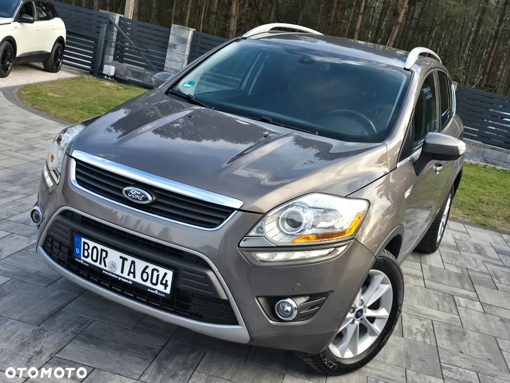 Ford Kuga 2.0 TDCi 2x4 Titanium - 6
