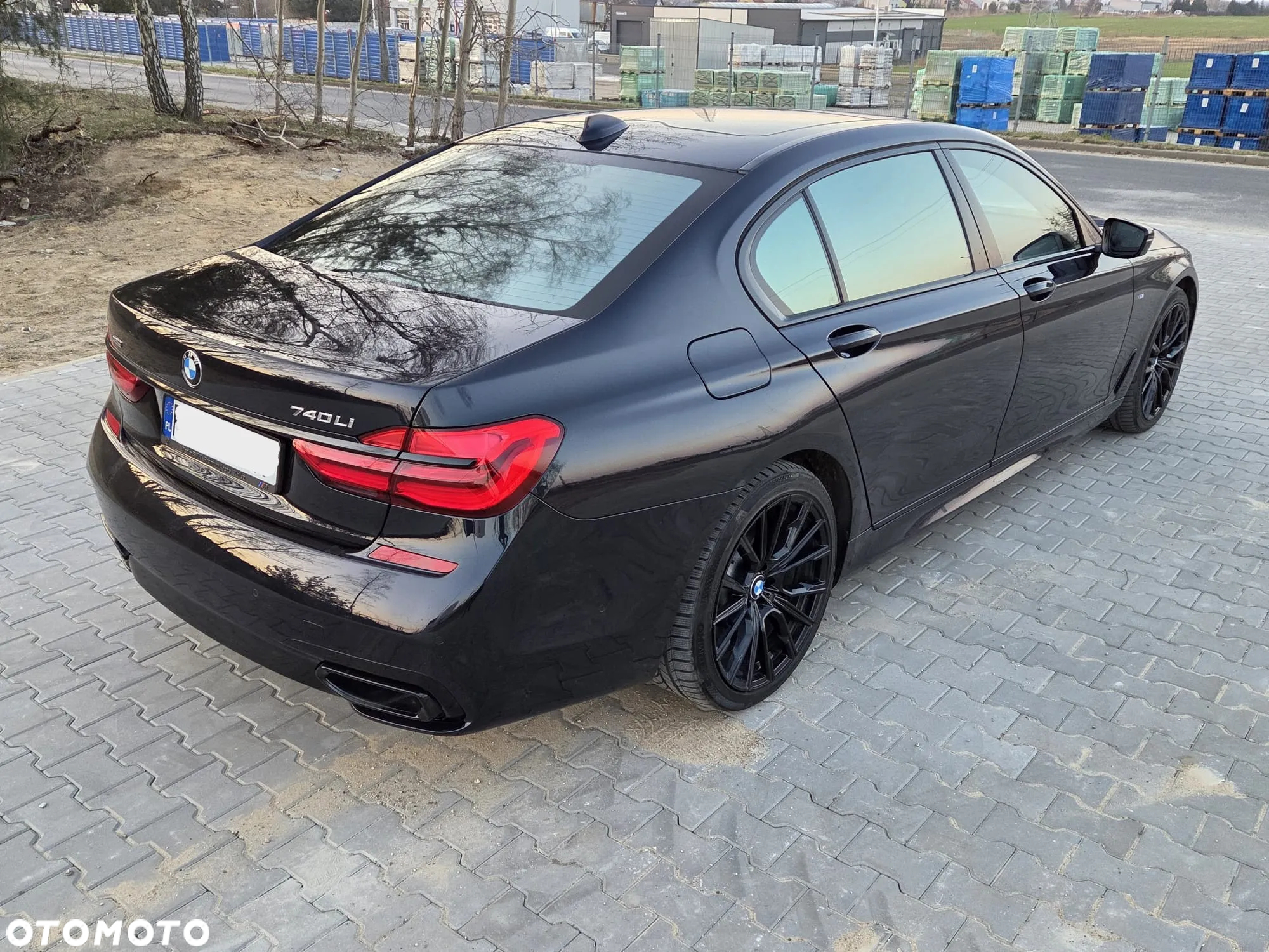 BMW Seria 7 740Li xDrive - 12