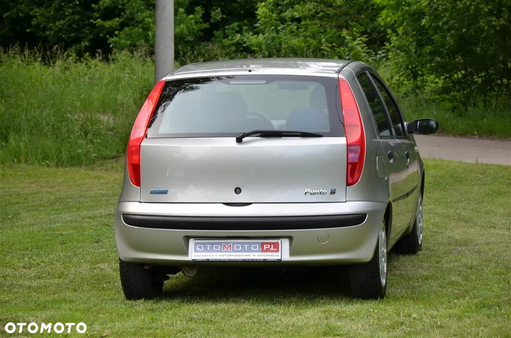 Fiat Punto 1.2 8V Active - 12